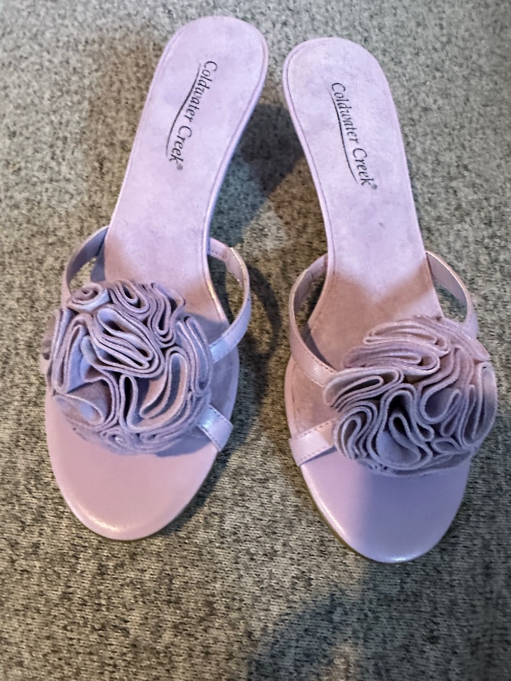 Coldwater Creek Lavender Floral Rosette Slip-On Mules sz 8.5 - Picture 3 of 6